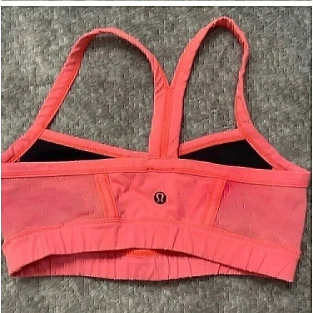 Lululemon pump it up sports bra